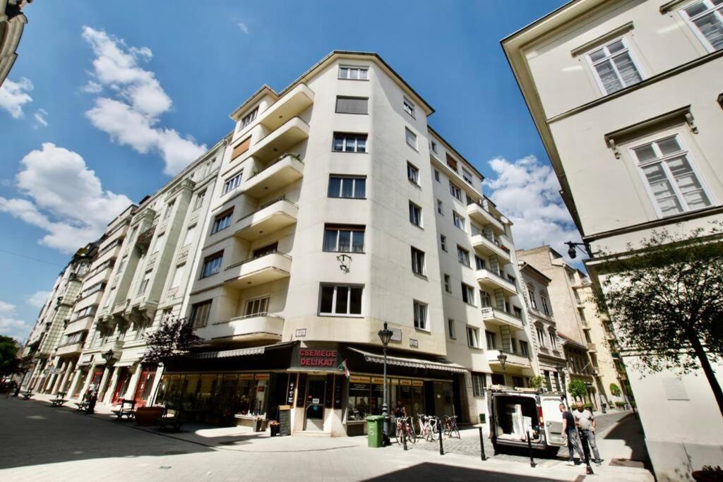 Premium Apartment By Hi5-Vaci Str. 3 Bedroom Budapest Exterior foto